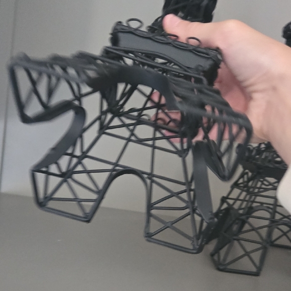 Black Eiffel Tower Wire Sculptures, Faahion Girls, Statement, GUC, 12", Iron Art - Picture 6 of 12